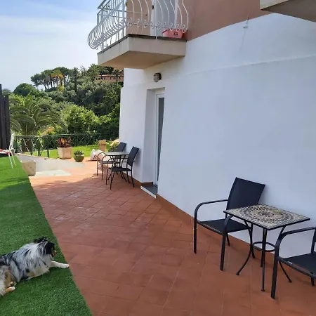 Un Mare Di Fiori Farm stay