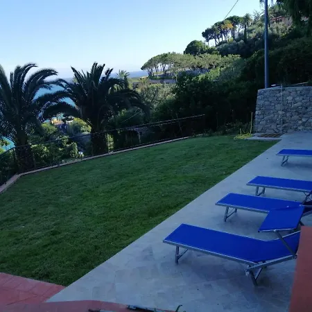 Farm stay Un Mare Di Fiori *