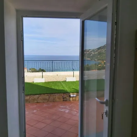 Un Mare Di Fiori Farm stay Ventimiglia