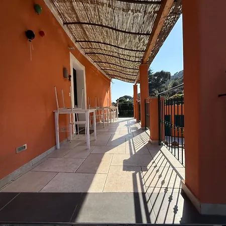 Un Mare Di Fiori Farm stay Ventimiglia