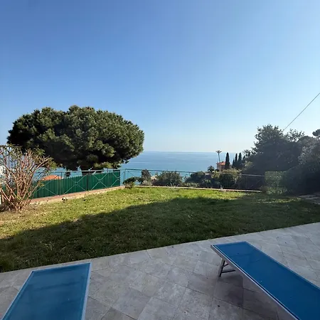 Κατάλυμα σε φάρμα Un Mare Di Fiori