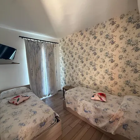Un Mare Di Fiori * Βεντιμίλια