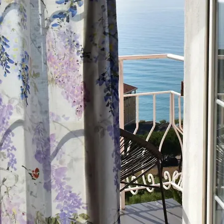 Κατάλυμα σε φάρμα Un Mare Di Fiori