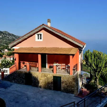 Un Mare Di Fiori Фермерский дом