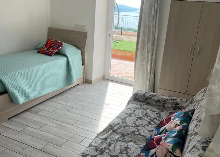Κατάλυμα σε φάρμα Un Mare Di Fiori Βεντιμίλια