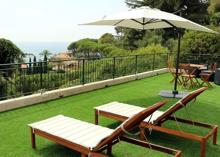 Un Mare Di Fiori Vakantieboerderij *